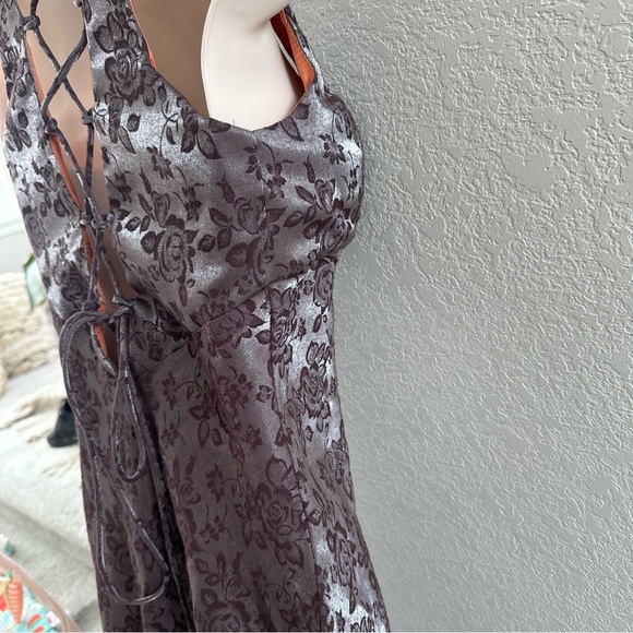 Vintage Floral Metallic Sheath Mini Dress by Jump - Picture 6 of 11
